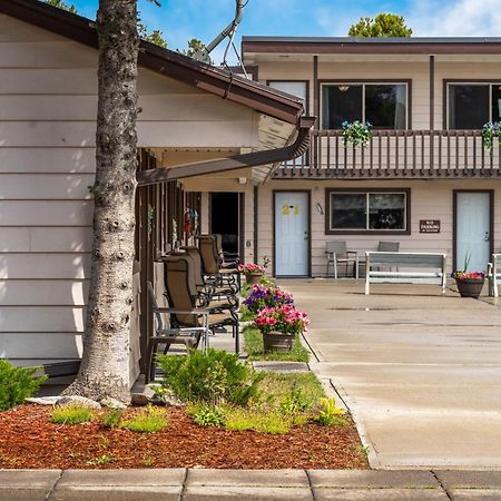 Lazy Duck Inn West Yellowstone Exterior foto